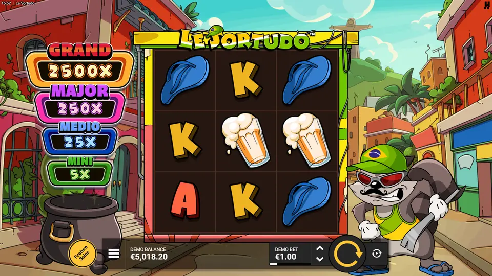 Le Sortudo base game grid with Smokey's beach-themed symbols and full bet panel
